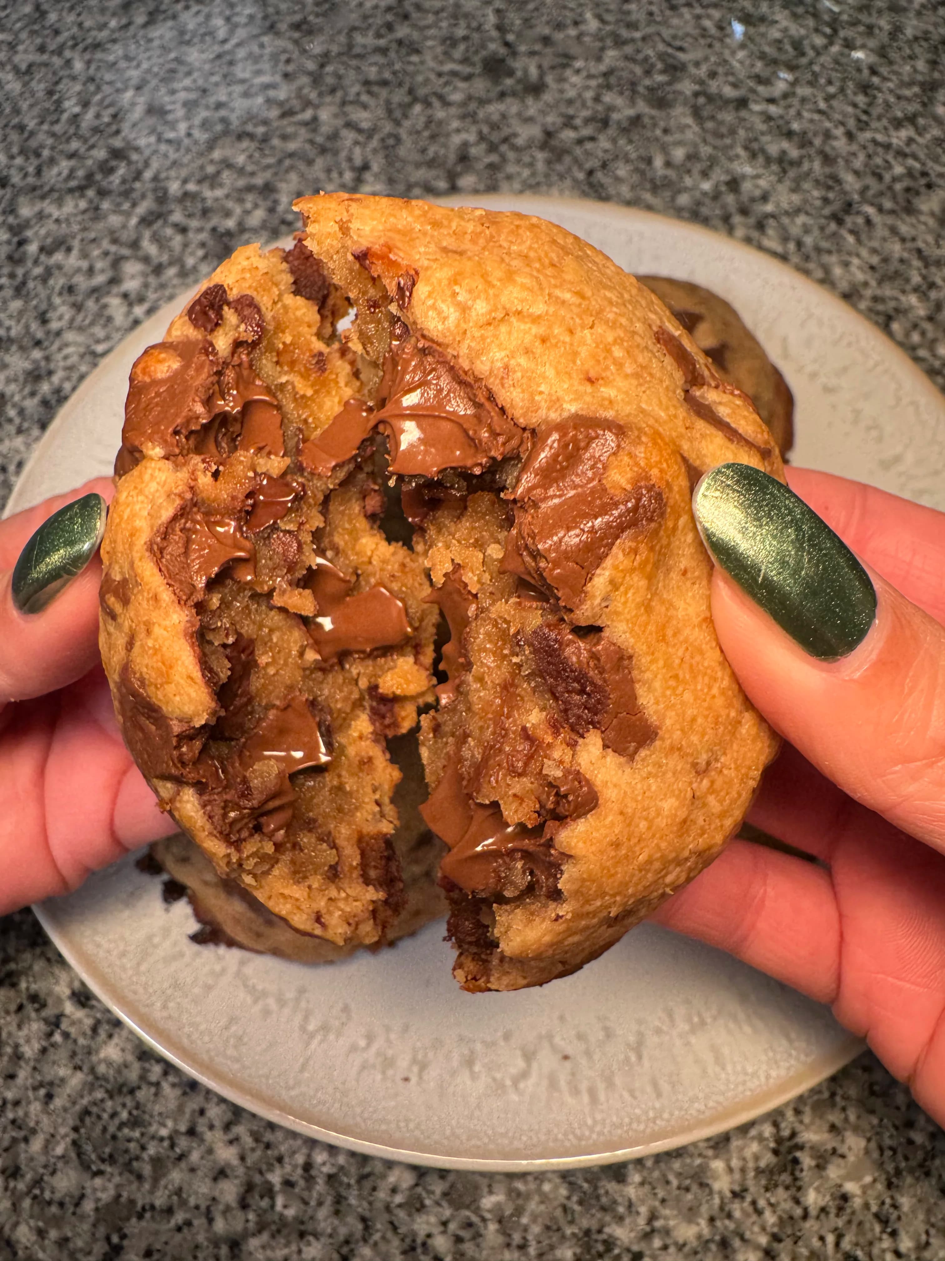 Homemade Chocolate Cookies – Crispy & Chewy