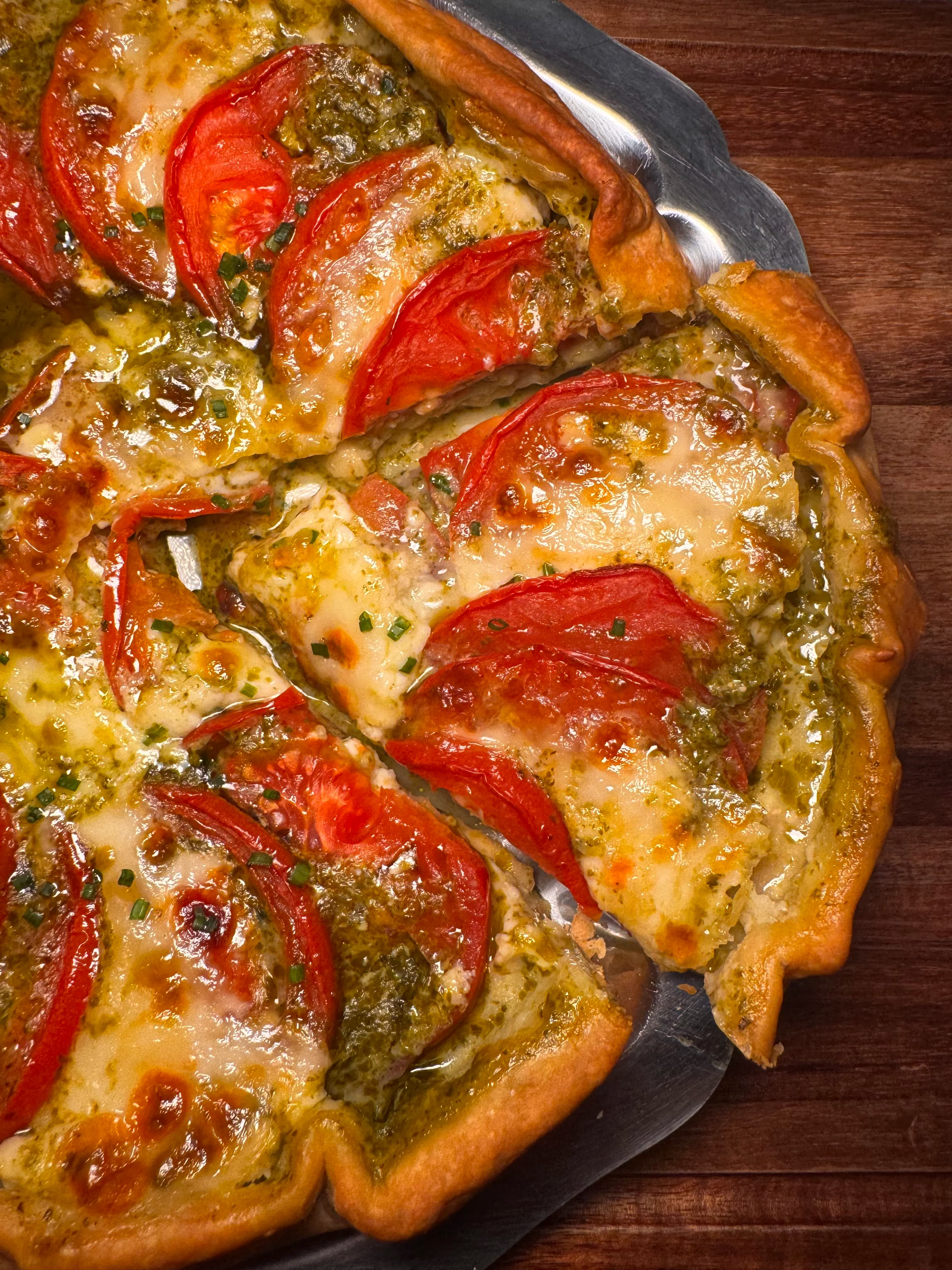Easy Tomato Mozzarella Tart