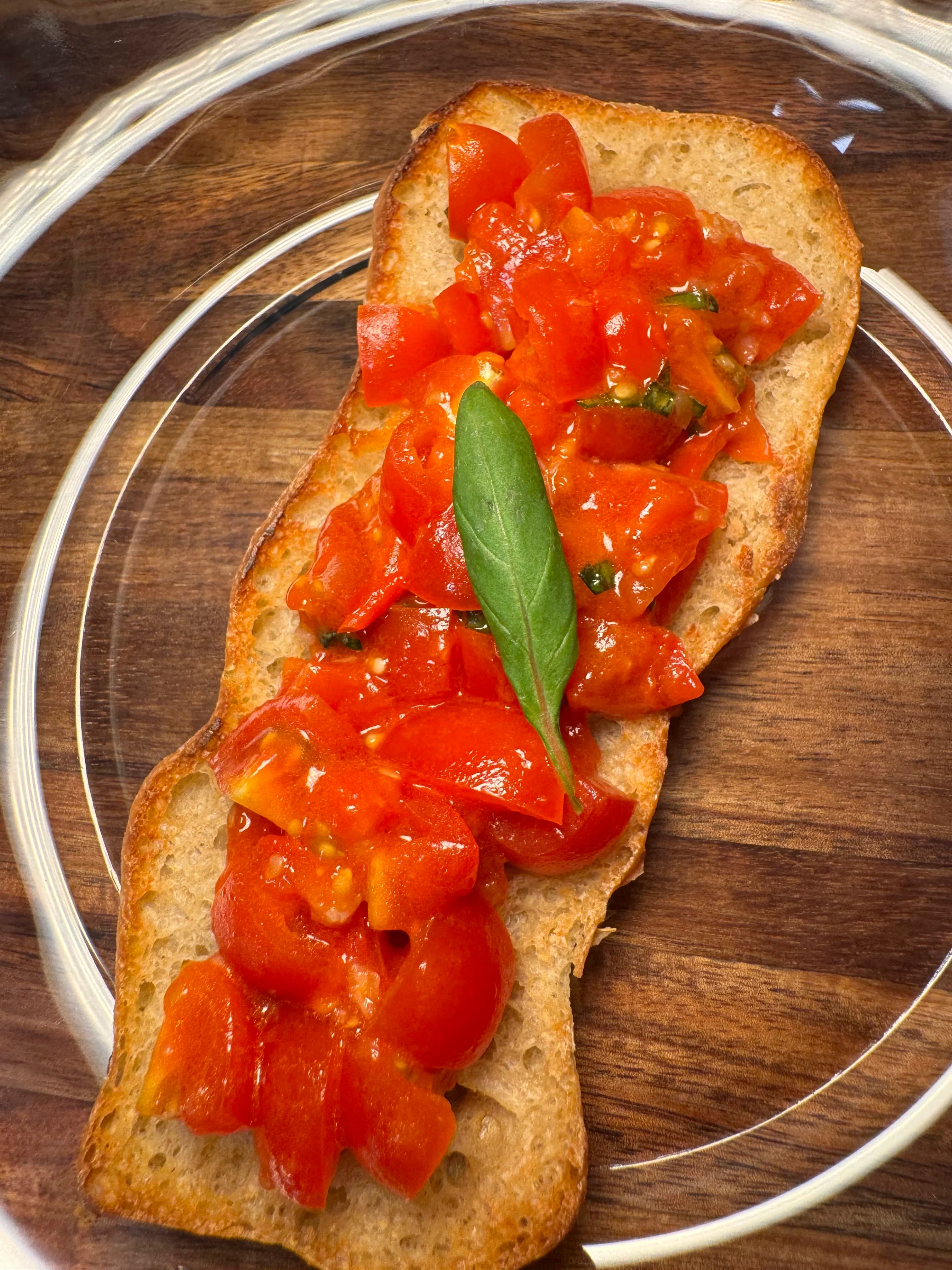 Fresh Tomato Basil Bruschetta